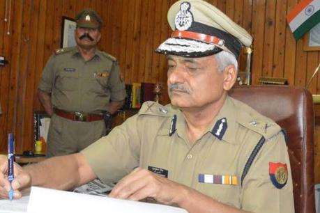 डीजीपी सुलखान सिंह को मिल सकता है. तीन महीने का सेवा विस्तार 