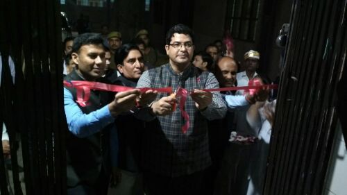 जिला चिकित्सालय में स्थापित रैन बसेरे का डीएम ने किया शुभारम्भ।।।नसीम खान।।।