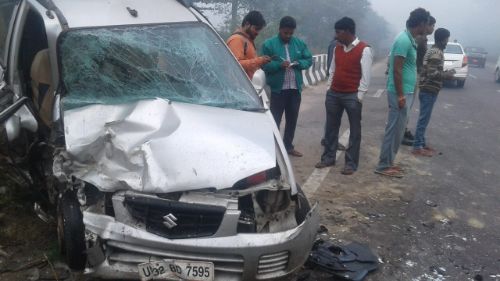 बहराइच दुर्घटना में छः घायल, पांच मेडिकल कालेज रेफर। रिपोर्ट :- पंकज कुमार सिंह। 