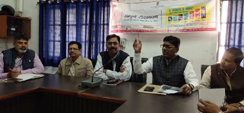 बलरामपुर जिले के पांच क्षेत्रों में चलेगा मिशन इंद्रधनुष, 1 लाख 92 हजार 785 घरों का हुआ सर्वे। रिपोर्ट :- पंकज कुमार सिंह।