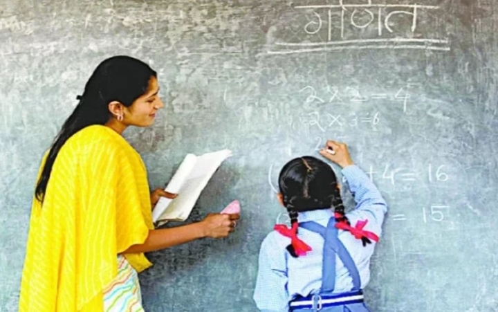 गांव से गांव और शहर से शहर में होंगे सहायक शिक्षकों के अंतर्जनपदीय तबादले, प्रक्रिया शुरू