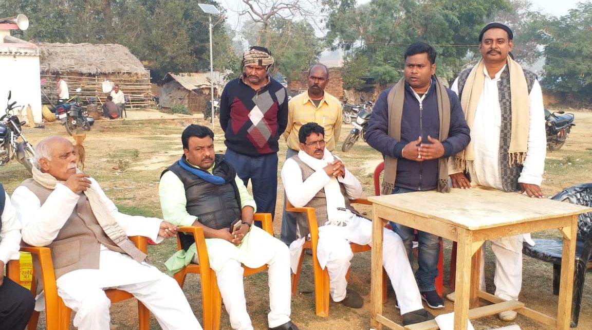 लोजपा के प्रदेश उपाध्यक्ष ने पत्रकारों को किया सम्मानित