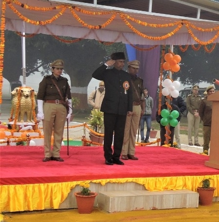 खीरी पुलिस लाइन में धूमधाम से मनाया गया गणतंत्र दिवस
