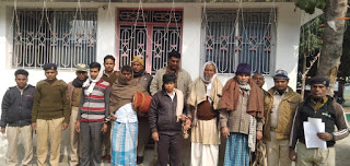 लाल वारंटी के साथ साथ पांच गिरफ्तार 