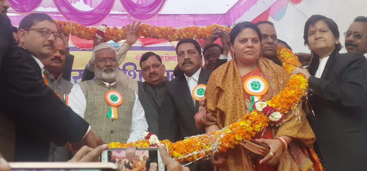 अधिवक्ता संघ के शपथ ग्रहण में पहुंचे प्रदेश अध्यक्ष  स्वतंत्र देव सिंह