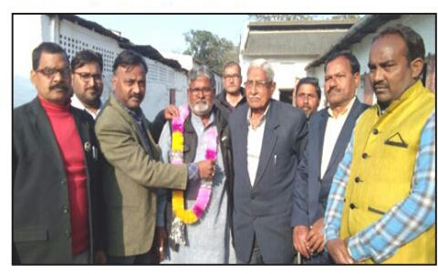कांग्रेस नेता और कार्यकर्ताओं ने पलिया में 10 फरवरी को धरना प्रदर्शन की बड़े स्तर पर रणनीति तैयार की