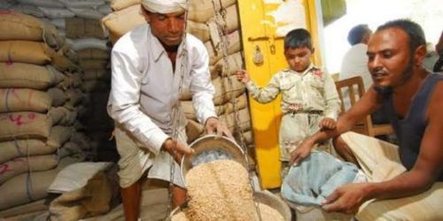 बस्ती: एप्रोच मार्ग को मानक के विपरीत बनाने पर ग्रामीणों ने की जिलाधिकारी से शिकायत।