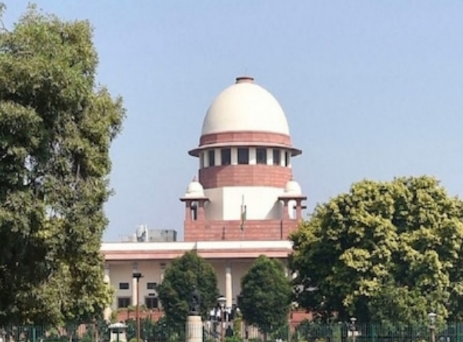 अब दागियों को टिकट देना होगा मुश्किल, SC ने उम्मीदवार का आपराधिक रिकॉर्ड सार्वजनिक करना अनिवार्य बनाया