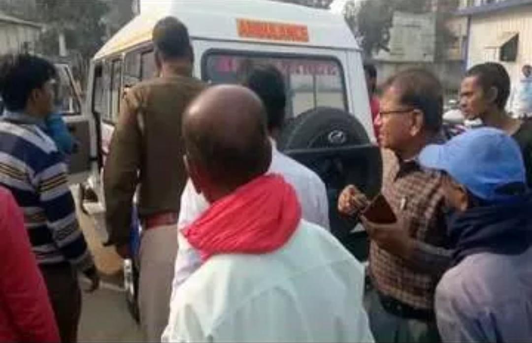 दरभंगा।सड़क हादसे की शिकार हुआ जन्मदिन में शामिल होने जा रहा परिवार, तीन की दर्दनाक मौत