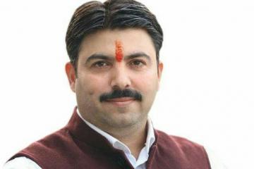 प्राइवेट स्कूलों में फीस की मनमानी को लेकर कानून बनाए जाने का योगी आदित्यनाथ की सरकार का फैसला शानदार