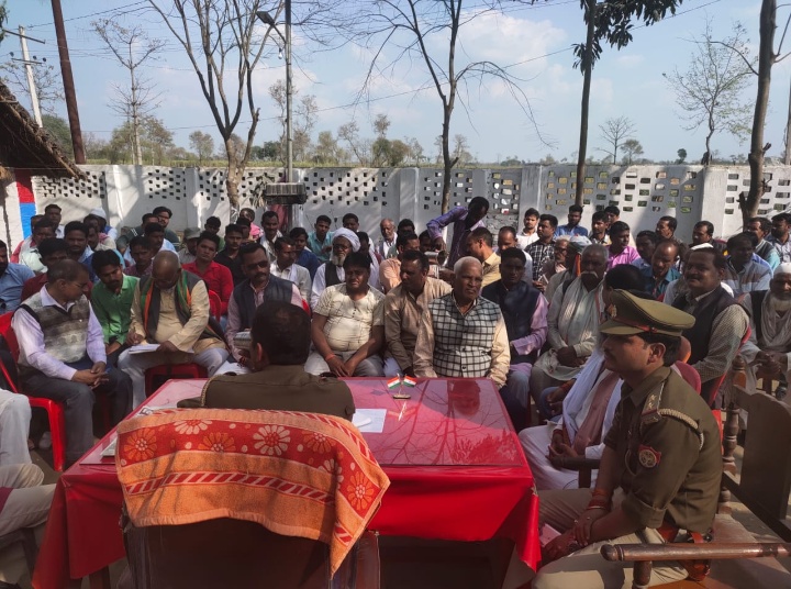 पढुवा चौकी में संपन्न हुई पीस कमेटी के अहम बैठक