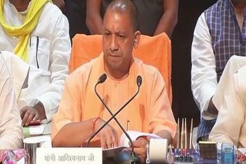आसमान छूती प्याज और टमाटरों की कीमतों बढ़ा दी ने योगी सरकार की चिंता 