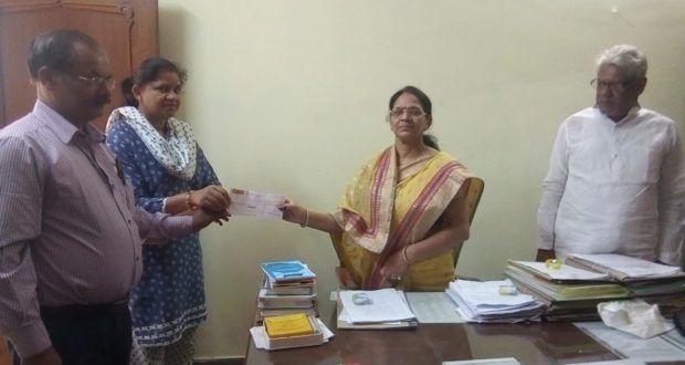 दरभंगा :- कोरोना वायरस से बचाव हेतु नगर निगम को दिया 51,000 का सहयोग