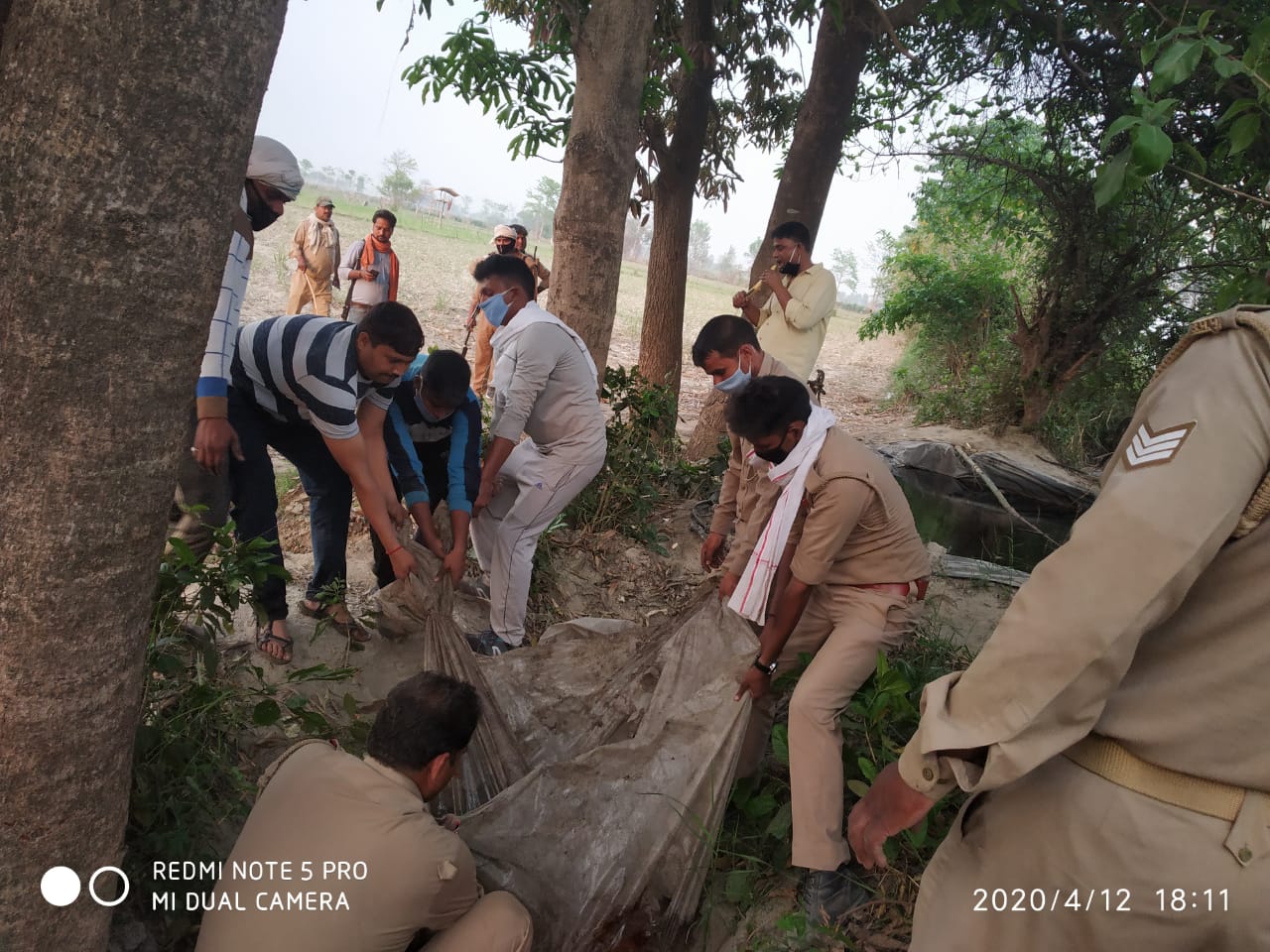 पुलिस आबकारी विभाग की संयुक्त टीम ने चलाए कच्ची शराब के विरुद्ध अभियान
