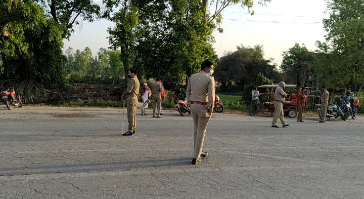 लॉक डाउन का उल्लंघन करने वालों पर चला पुलिस का डंडा