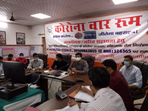 प्रभारी मंत्री ने वीडियो कांफे्रेसिंग के माध्यम से जनपद के विभिन्न संगठनों व प्रबुद्धजनों के साथ किया संवाद विभिन्न संगठनों के द्वारा आमजनों तक पहुंच
