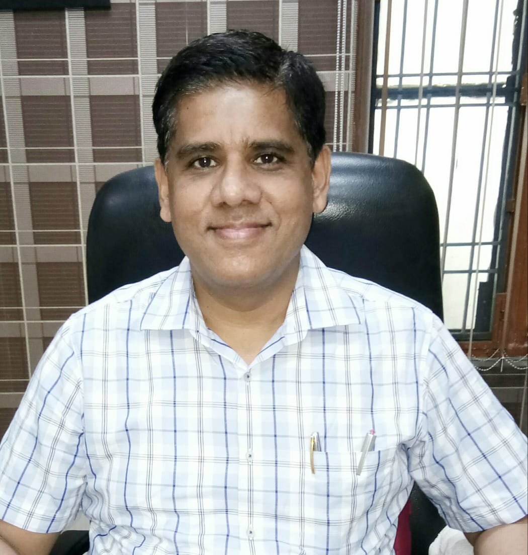 गर्म पानी व 30 मिनट योगासन, प्राणायाम आपको रखेगा स्वस्थ :मंडलायुक्त