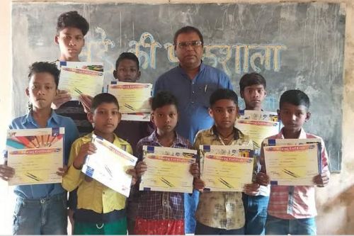 प्रदेश के लगभग 60 प्रतिशत शिक्षकों ने ई-पाठशाला में सहभागिता की  बच्चों की आनलाईन प्रतियोगितायें भी करायी जा रही हैं।।।।नसीम खान।।।