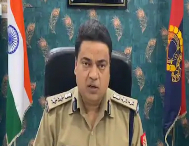थाने में की मैरिज एनिवर्सरी पार्टी पड़ी भारी, आरोपी इंस्पेक्टर समेत 200 अज्ञात लोगों पर FIR
