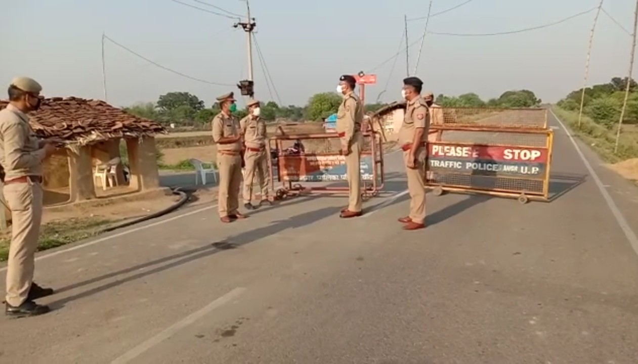बांदा चित्रकूट बॉर्डर का अपर पुलिस अधीक्षक व क्षेत्र अधिकारी ने लिया जायजा, दिए दिशा निर्देश