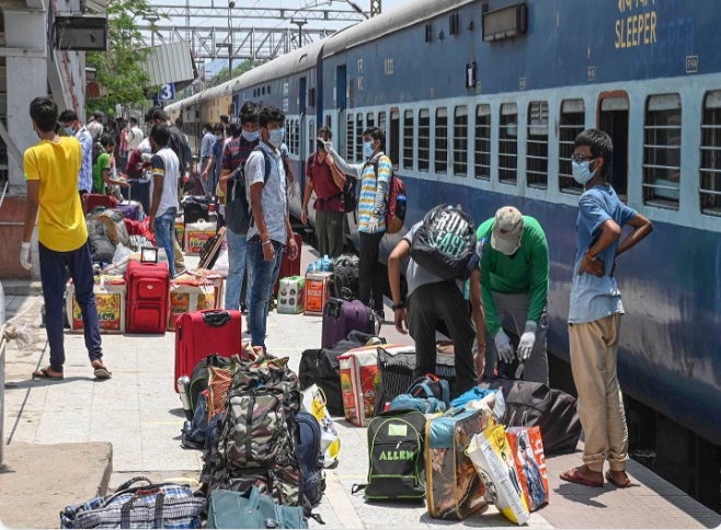 रेलवे ने 30 जून तक के सभी टिकट कैंसिल किये