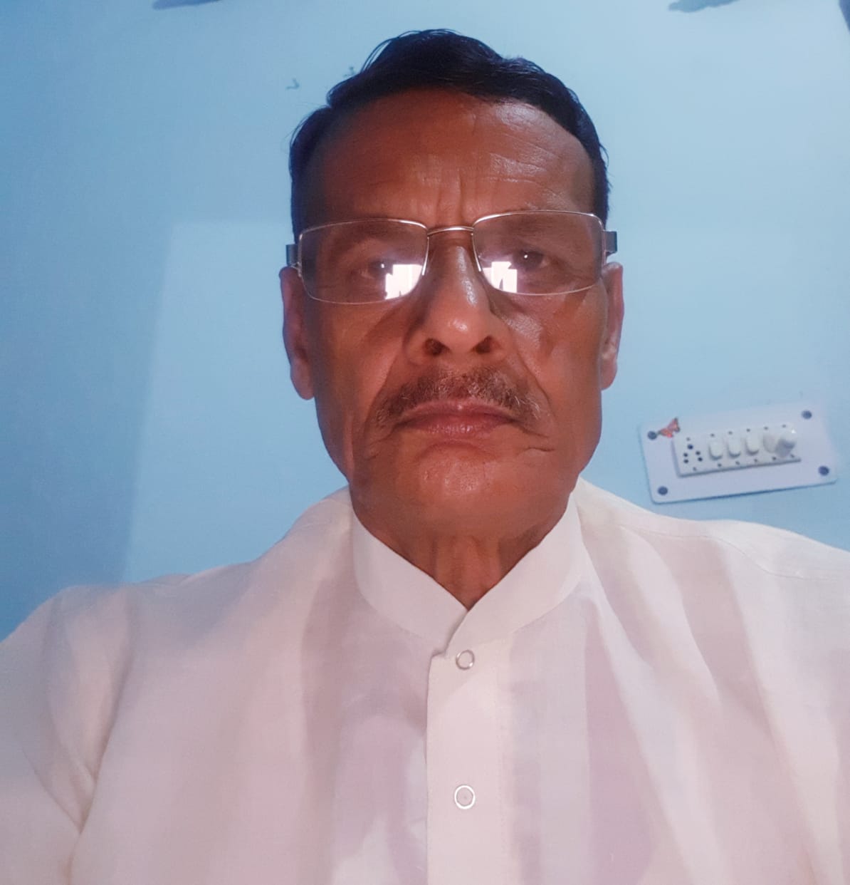 अलीगढ़ मंडल के अध्यक्ष राम नरेश चौहान के साथ हुई घटना को लेकर अलीगढ़ इकाई मैं रोष