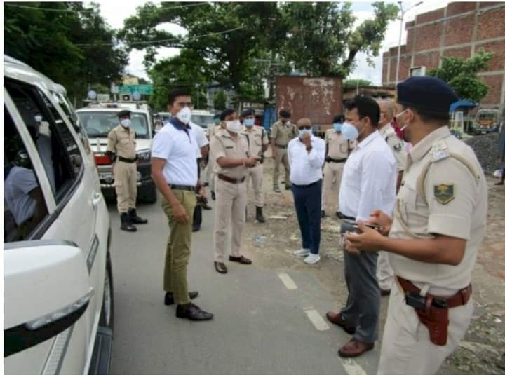 जिला अधिकारी ने दिया वाहन जाँच का आदेश
