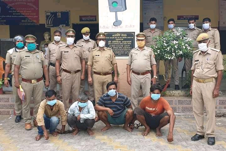 10 लाख की लूट को अंजाम देने वाले गिरफ्तार