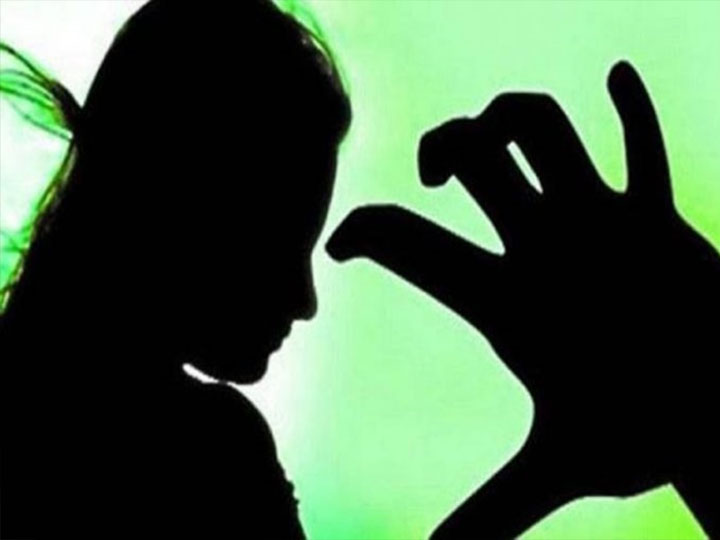 हाथरस की मासूम के साथ अलीगढ़ में रेप और इलाज के दौरान मौत मामले में SHO सस्पेंड