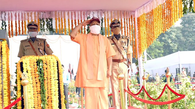 पुलिस स्मृति दिवस पर CM योगी ने दिया एनकाउंटर का हिसाब, शहीदों के परिवारों का किया सम्मान