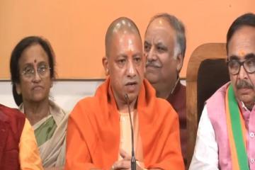 सरकारी बाबुओं का खेल, दागियों के खिलाफ कार्रवाई में सरकार हो रही फेल     