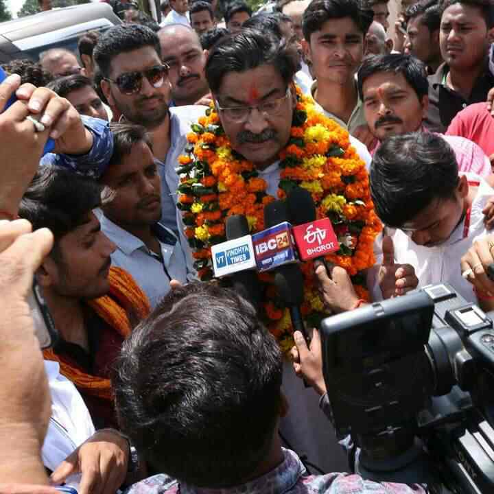 न्यूज़(रीवा)-विंध्य में सामाजिक, सांस्कृतिक, राजनीतिक, तीनों का संकट :लक्ष्मण तिवारी