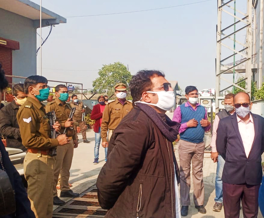  ऊर्जा मंत्री अचानक पहुंचे विद्युत उपकेंद्र पर मचा हड़कंप अधिकारी और कर्मचारियों में
