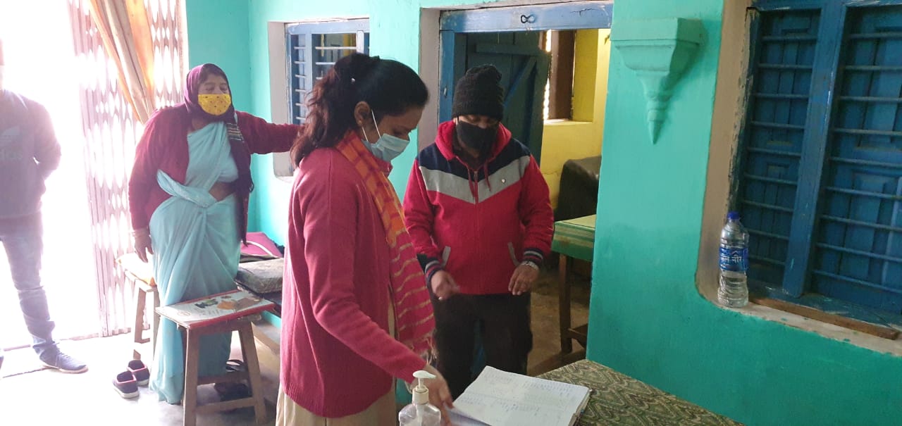 एसडीएम प्रियांशी भवर ने किया डिस्पेंसरी का निरीक्षण, डॉक्टर के अभाव में ठप मिला चिकित्सालय, 2 कर्मचारी मिले लापता