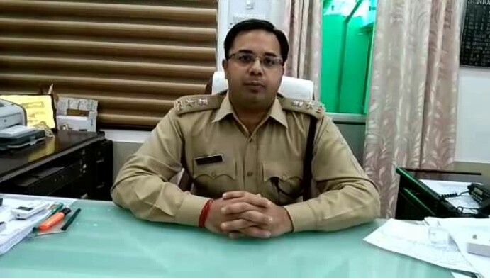 ब्रेकिंग न्यूज़ : थानाध्यक्षों और कोतवाली प्रभारियों के बाद चौकी इंचार्जों के तबादले