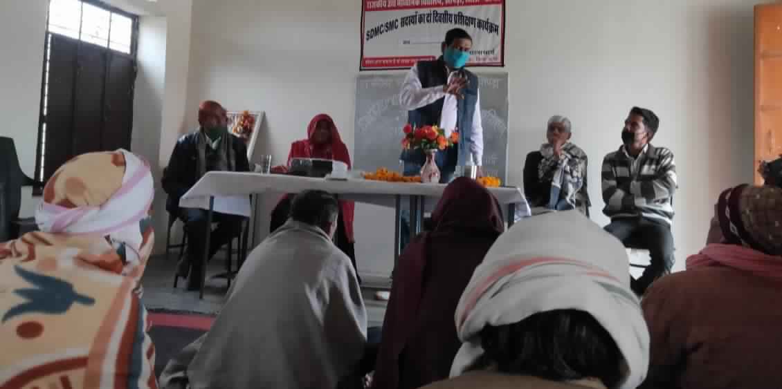 खंड़ार के झोंपड़ा उच्च माध्यमिक विद्यालय का औचक निरीक्षण