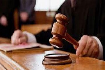हाईकोर्ट ने पूछा- बिना इजाजत धर्मस्थलों पर कैसे बज रहे लाउडस्पीकर?     