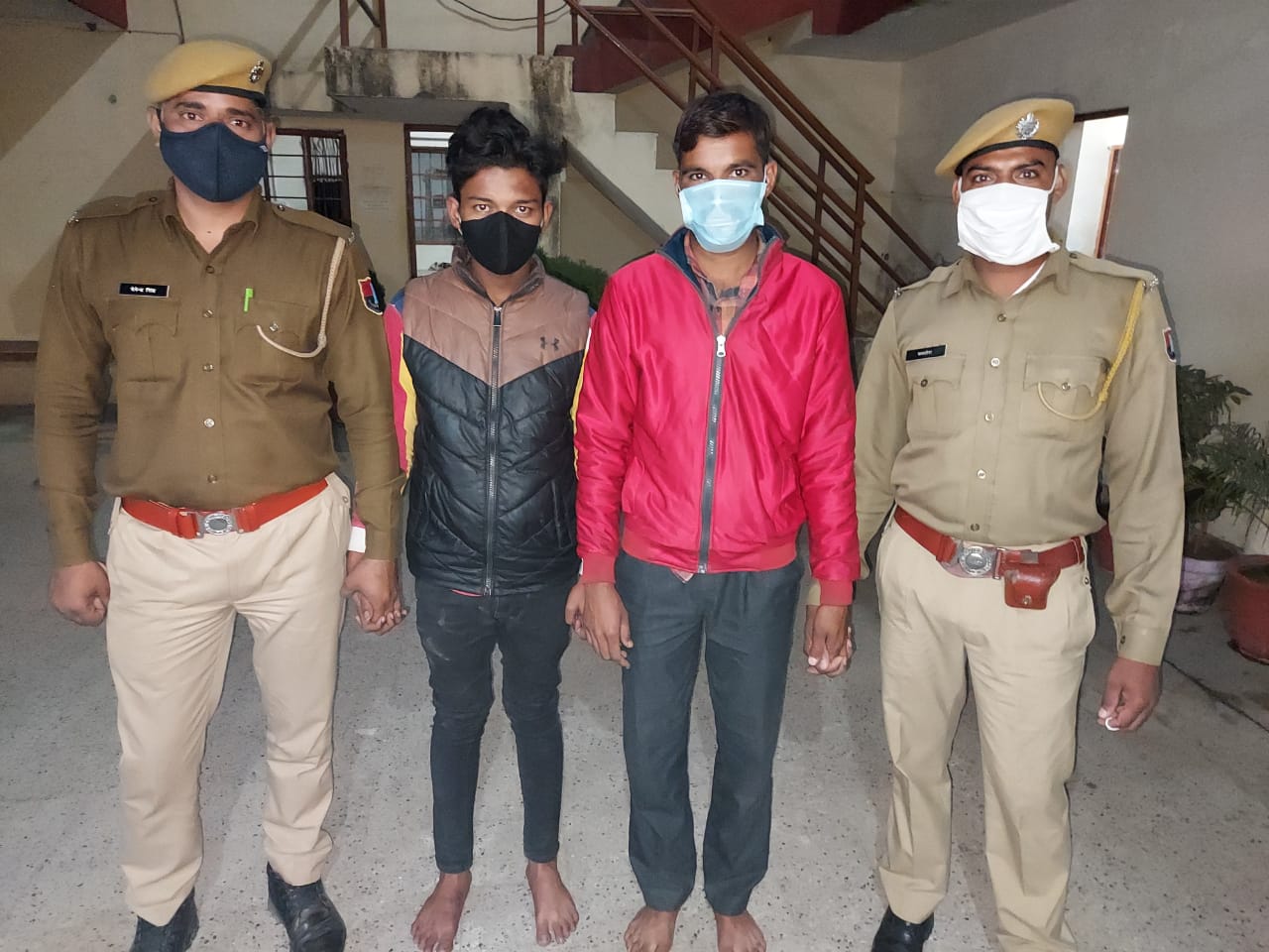 भीलवाड़ा जिले के पुर थाने के जवानो ने धर दबोचा अवेध डोडा चुरा तस्कर को –
