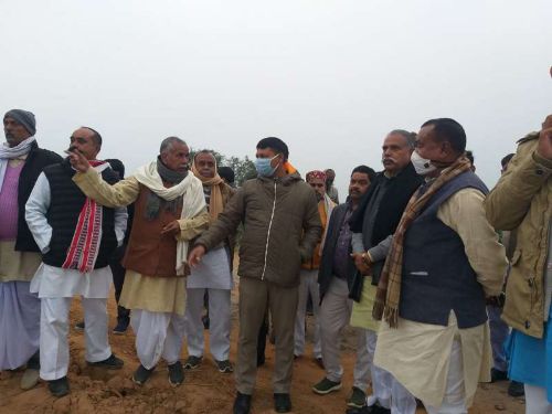 श्रावस्ती: जिले के प्रभारी मंत्री ने कई स्थलों/निर्माणाधीन विकास कार्य का निरीक्षण कर लिया जायजा।