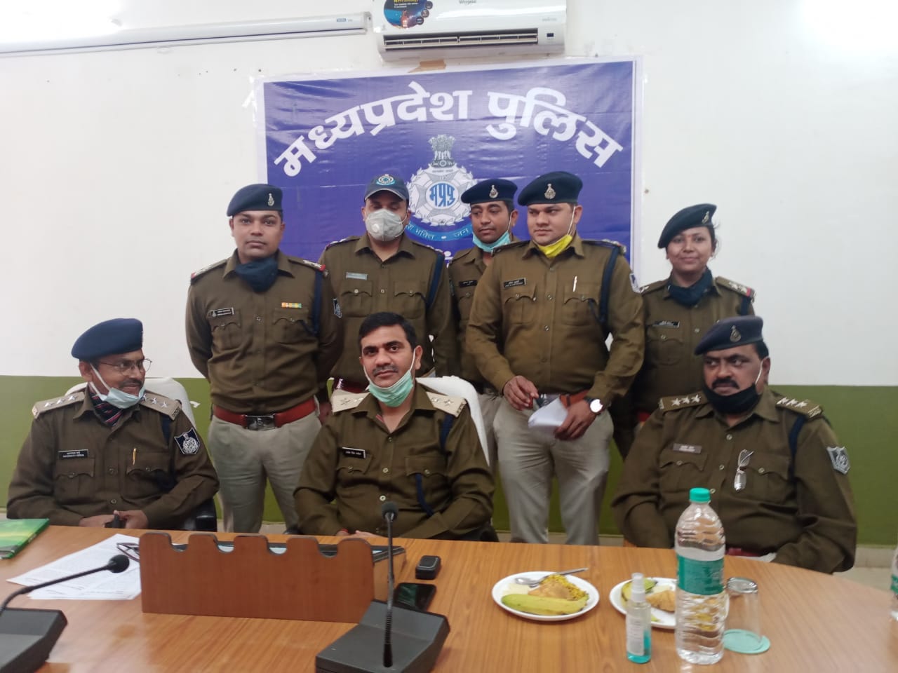 शिवपुरी पुलिस द्वारा अंधे कत्ल का पर्दाफाश कर तीन आरोपियों को किया गिरफ्तार*