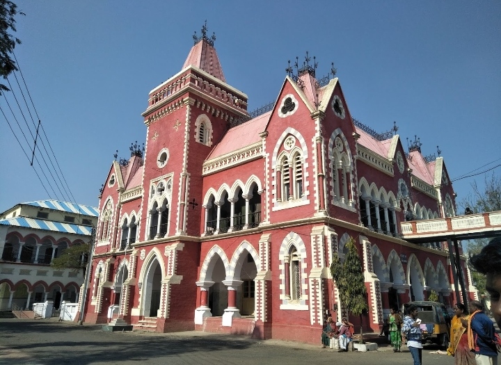 शिकायतों के निराकरण हेतु विक्टोरिया अस्पताल में वार रूम गठित 