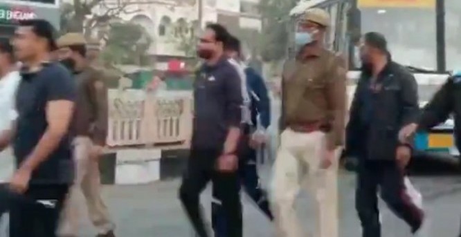 पाली एसपी सवेरे मॉर्निंग वॉक वह  शहर  का जायजा लेने के लिए निकल पड़े