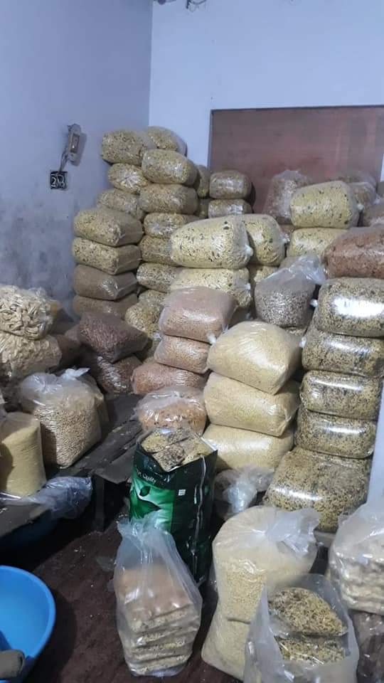 क्राईम ब्रांच एंव थाना कोतवाली पुलिस की नमकीन के कारखाने में दबिश