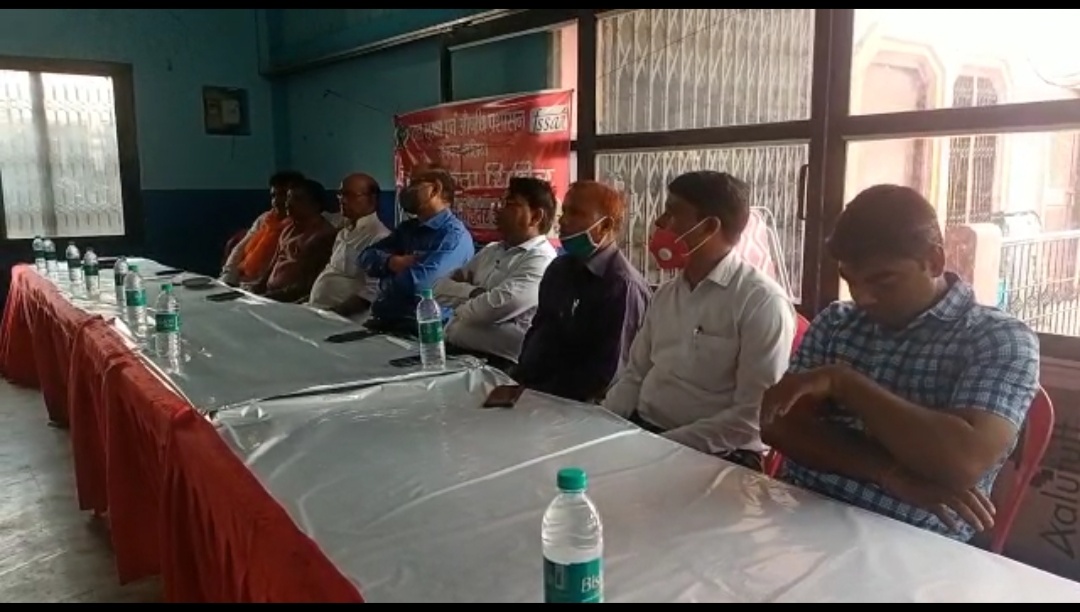 फूड विभाग पर लगा बड़ा आरोप व्यापारियों को किया जाता है शोषण