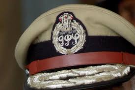 पंचायत चुनावों से पहले UP में IPS अफसरों के तबादले देखें कौन कहां भेजा गया?