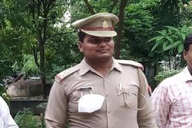 अश्लील काण्ड का आरोपी दारोगा दीपक सिंह सेवा से बर्खास्त