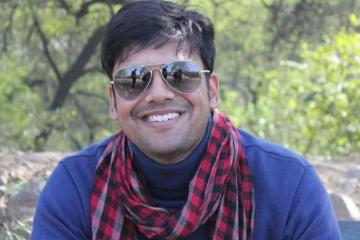 आगरा: सड़क हादसे में IAS अफसर की मौत, इसी महीने हुई थी शादी     