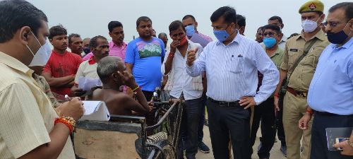 पूर्व में कार्यरत पूर्ति निरीक्षक को निलम्बित करने के दिये निर्देश। डीएम
