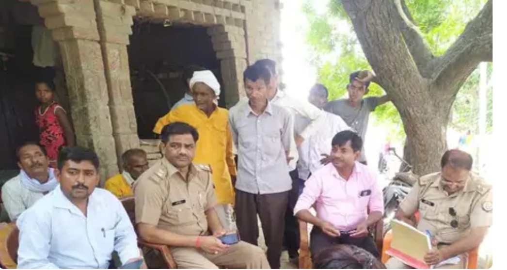 संदिग्ध हालत में महिला की मौत, हत्या का आरोप