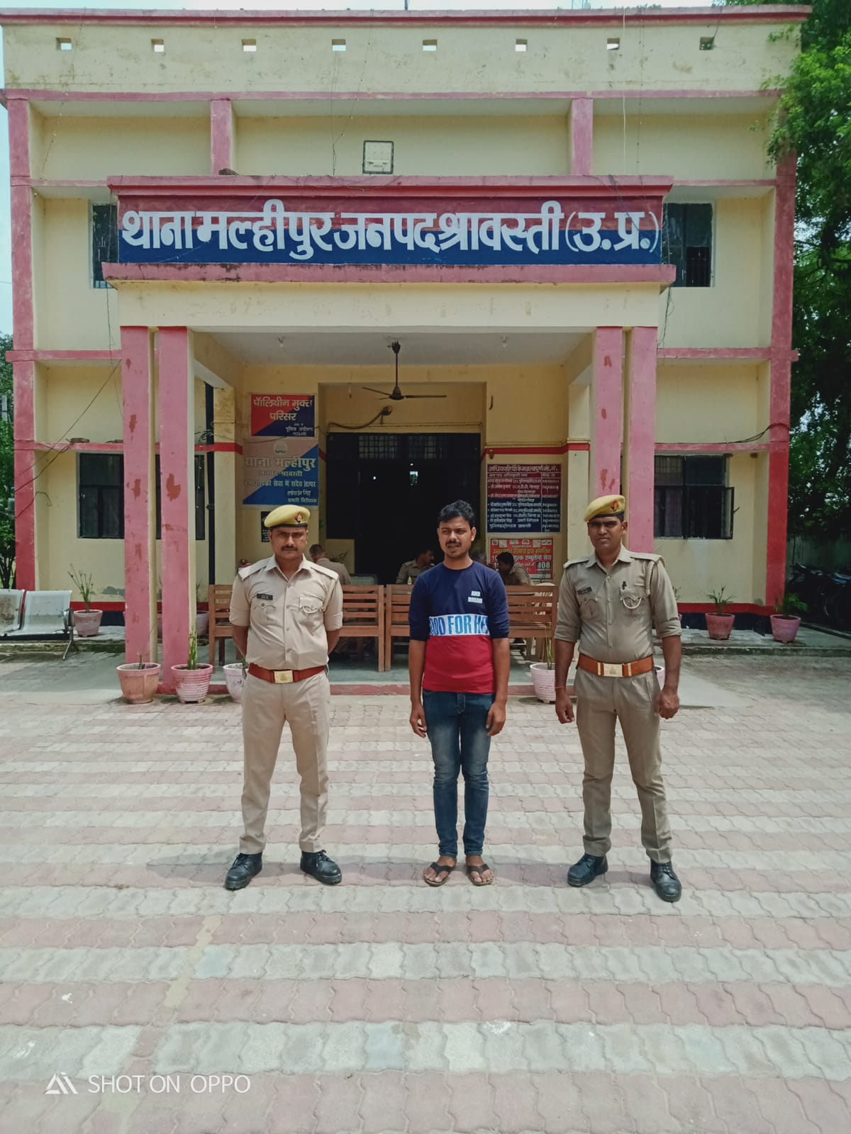 पीड़िता को दहेज के लिए प्रताड़ित करते हुए दूसरी शादी कर लेना व तीन तलाक देने वाला गिरफ्तार।  